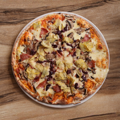 Quatro Stagioni Salami Pizza